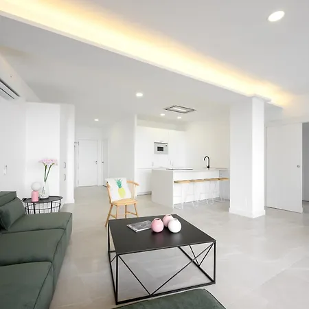 Luxury Oceanfront 3 Bedrooms & 2 Bath By 10tosea פואנגירולה