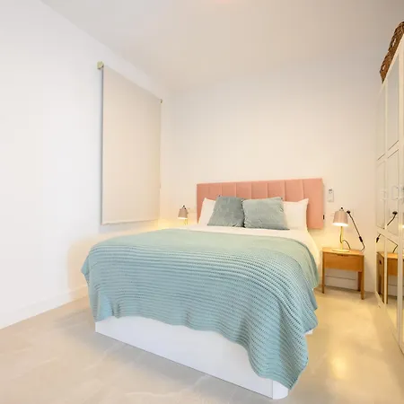 Luxury Oceanfront 3 Bedrooms & 2 Bath By 10tosea דירה *